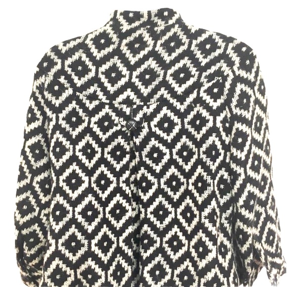 Vintage Wool Coat || Geometric Statement - Picture 2 of 5